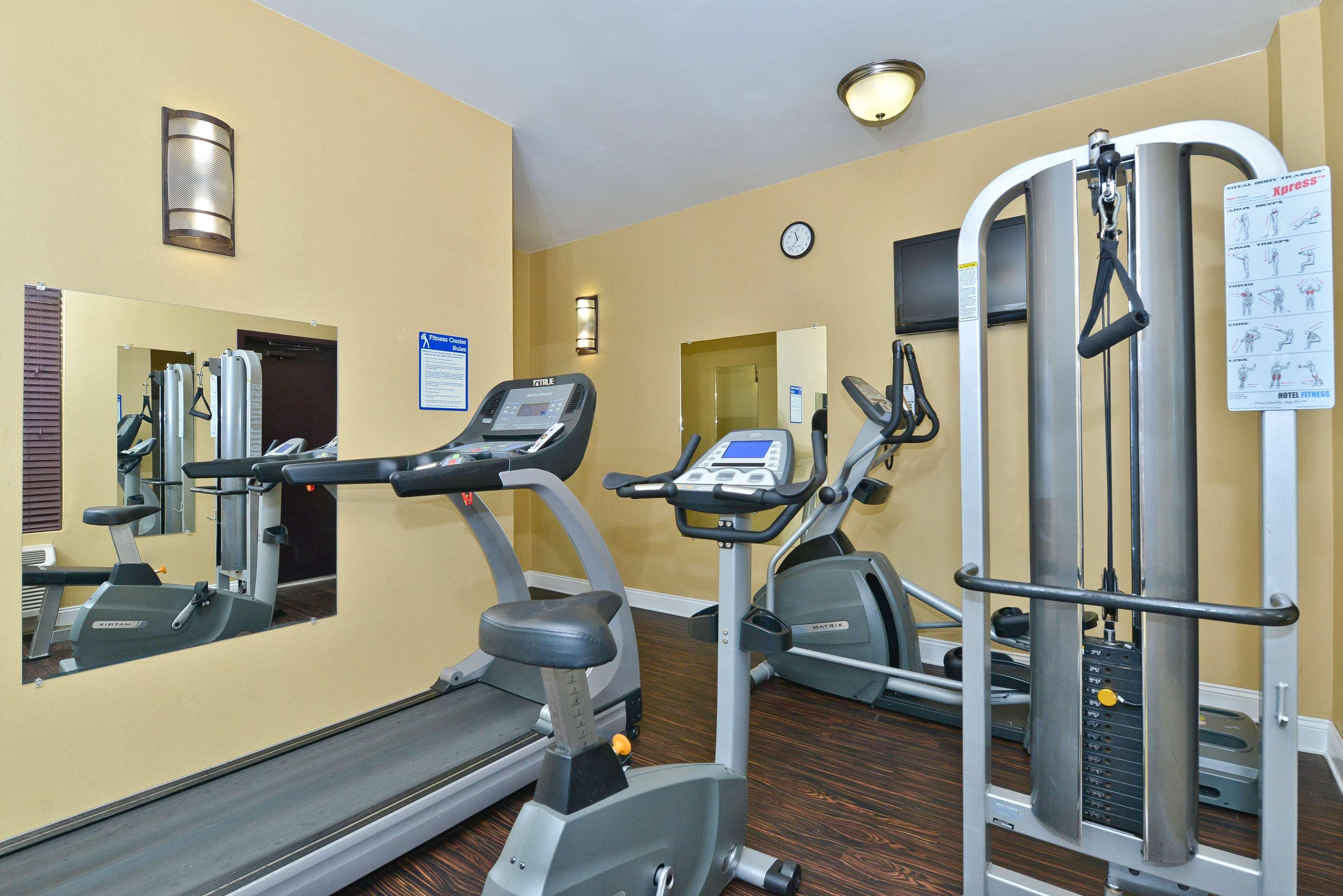 Best Western Plus Newark Airport West Экстерьер фото