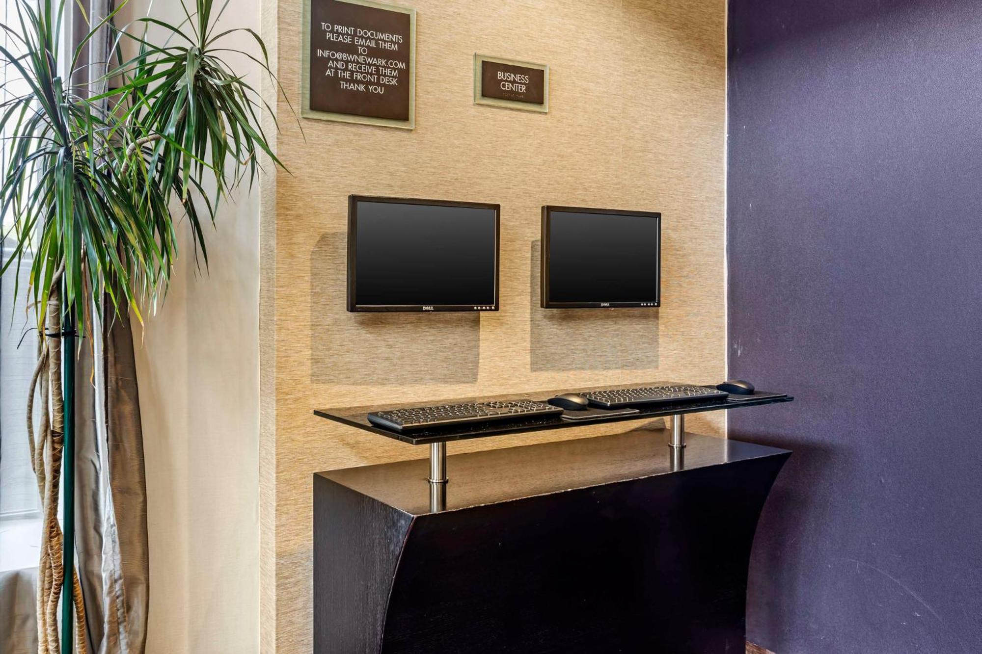 Best Western Plus Newark Airport West Экстерьер фото